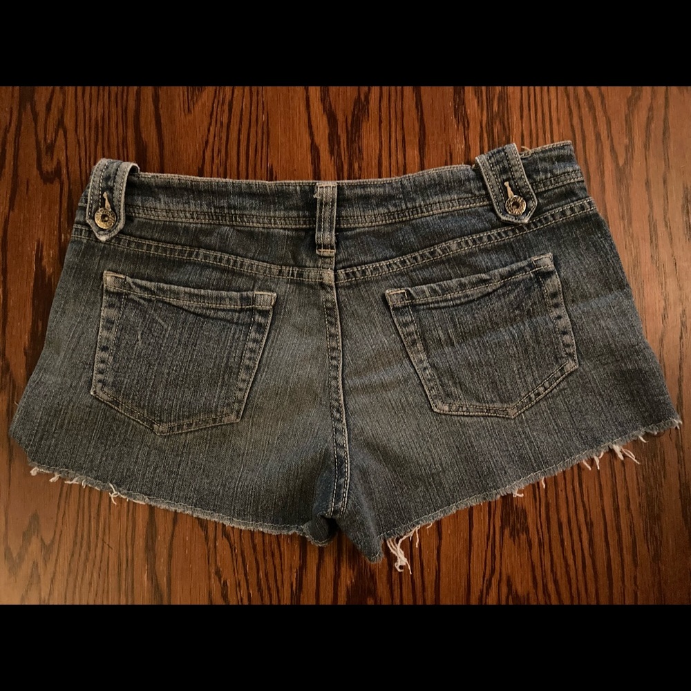 Streetwear Society Shorts - Picture 2 of 3